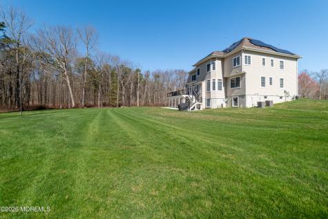 19 Lakeside Drive Jackson NJ 08527