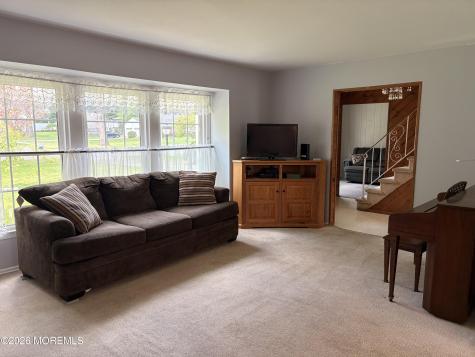 7 Coventry Court Manalapan NJ 07726