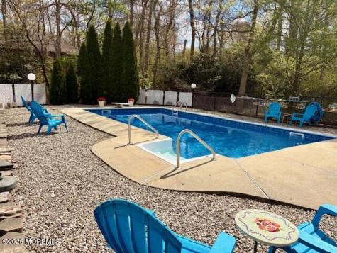 7 Coventry Court Manalapan NJ 07726