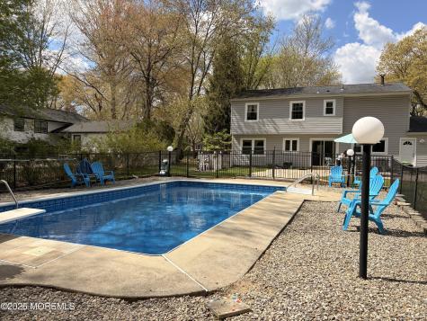 7 Coventry Court Manalapan NJ 07726