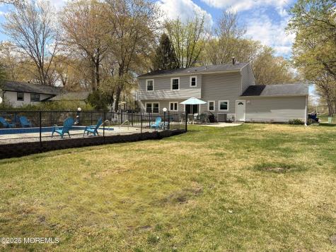 7 Coventry Court Manalapan NJ 07726