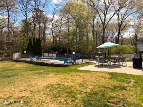 7 Coventry Court Manalapan NJ 07726