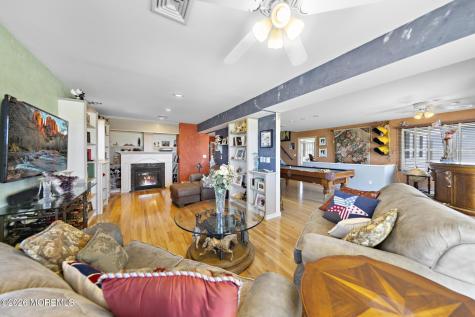 214 W 4th Street Ship Bottom NJ 08008