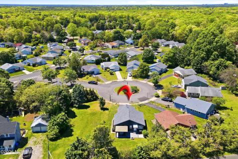 19 Acacia Row Toms River NJ 08755