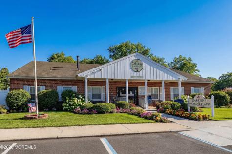 19 Acacia Row Toms River NJ 08755