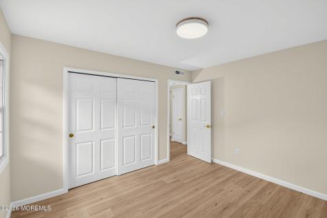 95 Warren Drive Aberdeen NJ 07747
