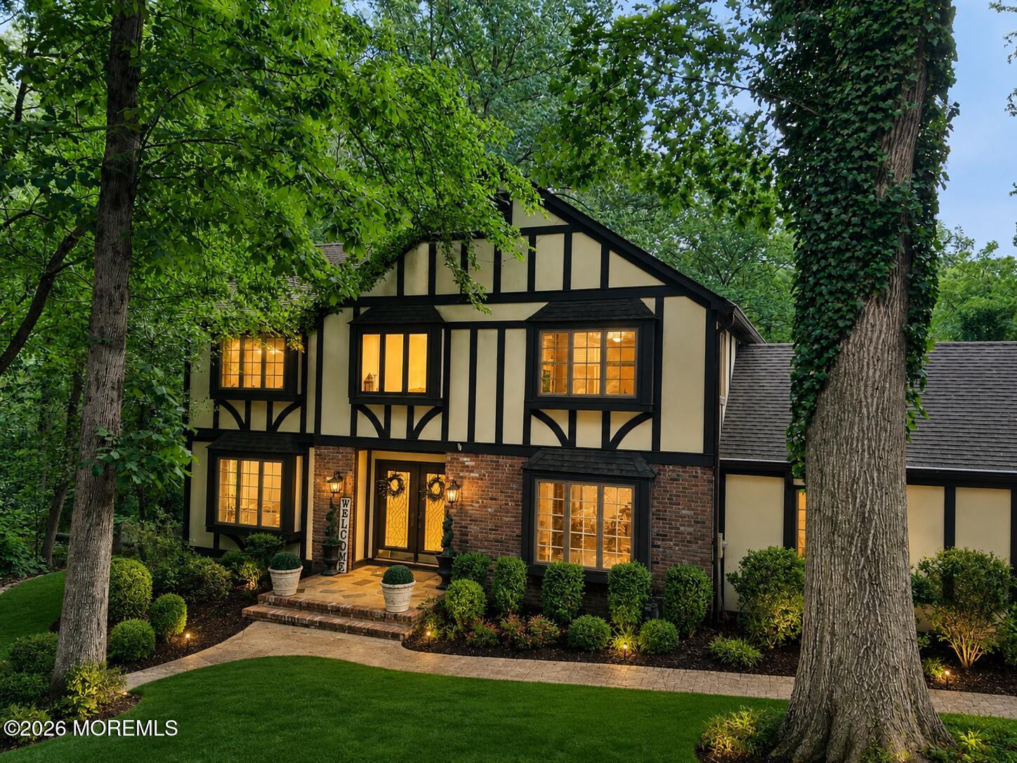 Holmdel NJ, 19 Stoney Brook Road