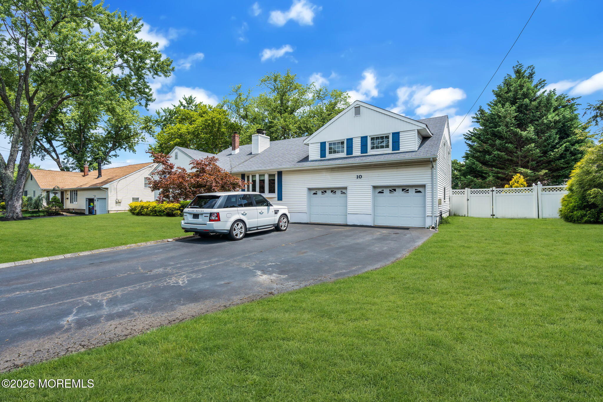 10 Homestead Place Holmdel NJ 07733