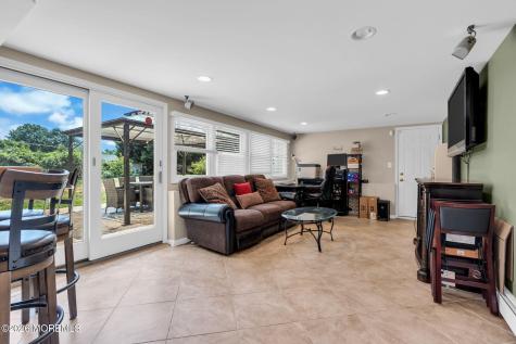 10 Homestead Place Holmdel NJ 07733