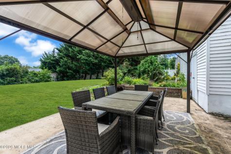 10 Homestead Place Holmdel NJ 07733