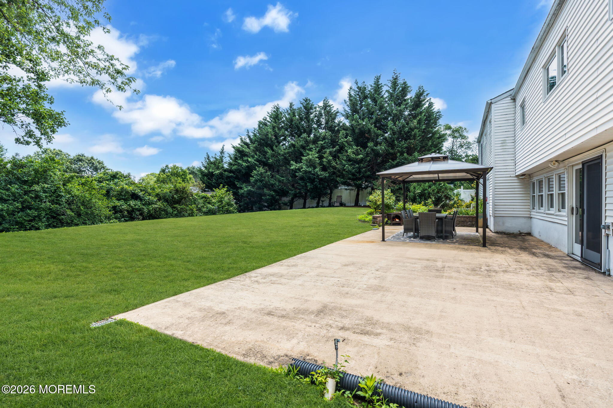 10 Homestead Place Holmdel NJ 07733