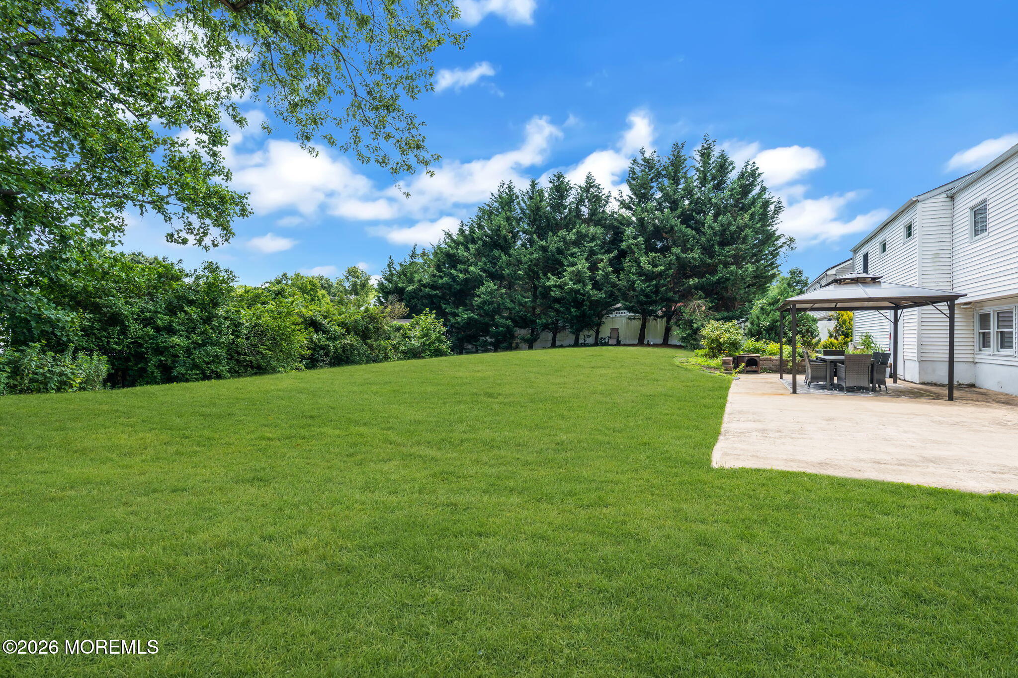 10 Homestead Place Holmdel NJ 07733