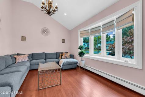 10 Homestead Place Holmdel NJ 07733