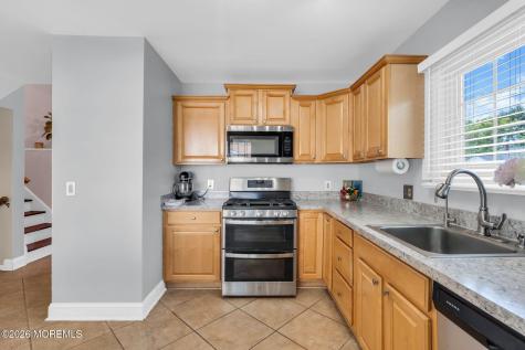 10 Homestead Place Holmdel NJ 07733