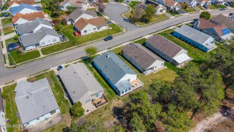 80 Canterbury Lane Toms River NJ 08757