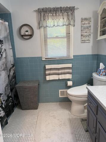 49 Prescott Place Freehold NJ 07728