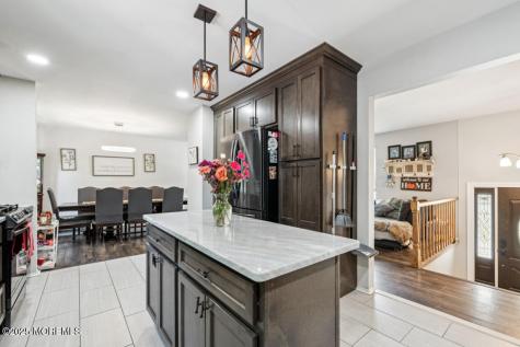 9 Cove Court Howell NJ 07731