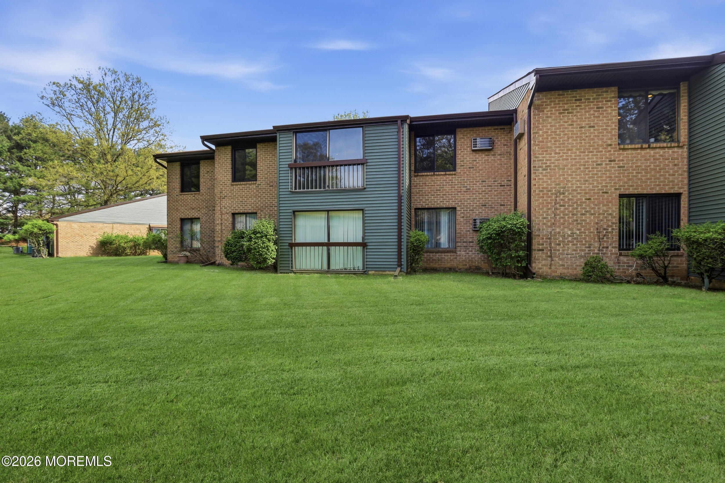 236 Medford Court Manalapan NJ 07726