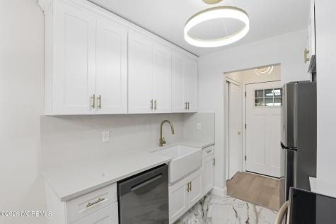 236 Medford Court Manalapan NJ 07726
