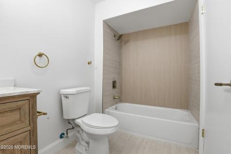 236 Medford Court Manalapan NJ 07726