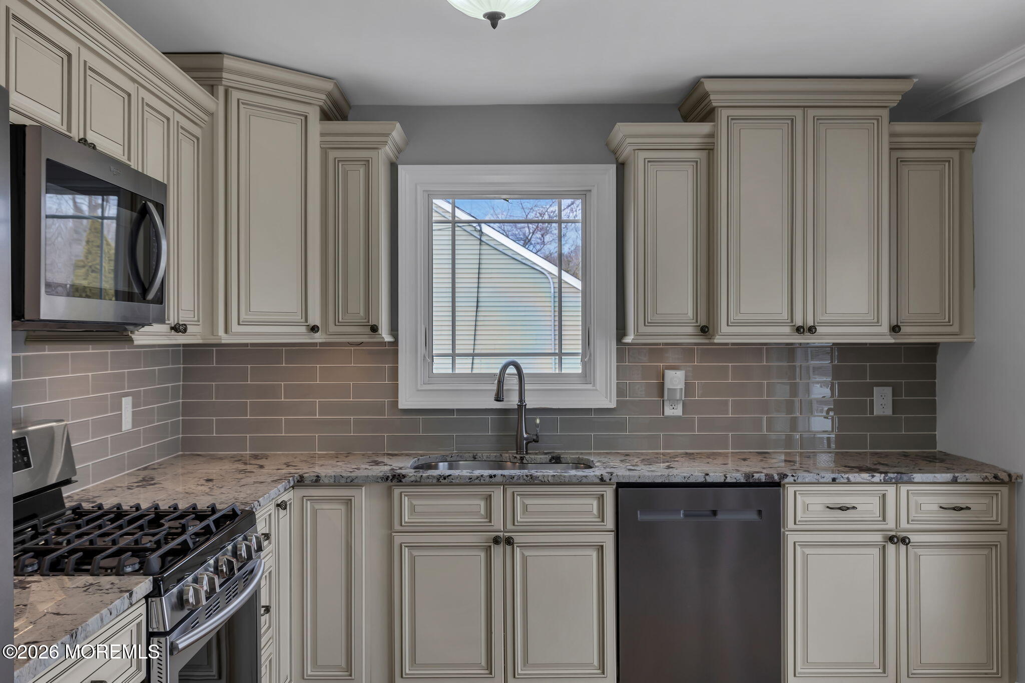 27 Branch Road Oakhurst NJ 07755