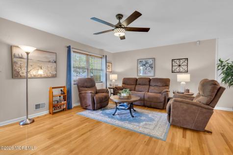 504 Ashwood Place Lanoka Harbor NJ 08734