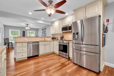 1044 Evelyn Drive Toms River NJ 08753