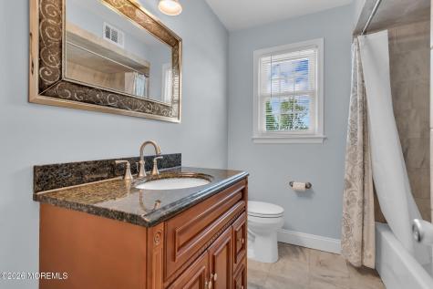 1044 Evelyn Drive Toms River NJ 08753