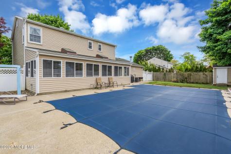 1044 Evelyn Drive Toms River NJ 08753