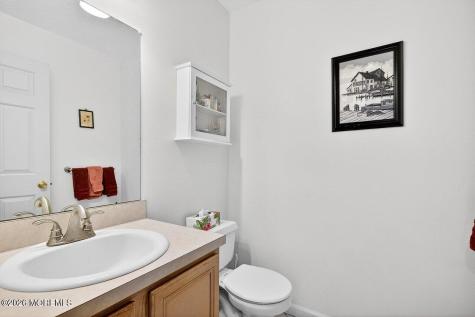 28 Glynn Court Parlin NJ 08859