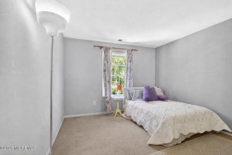 28 Glynn Court Parlin NJ 08859