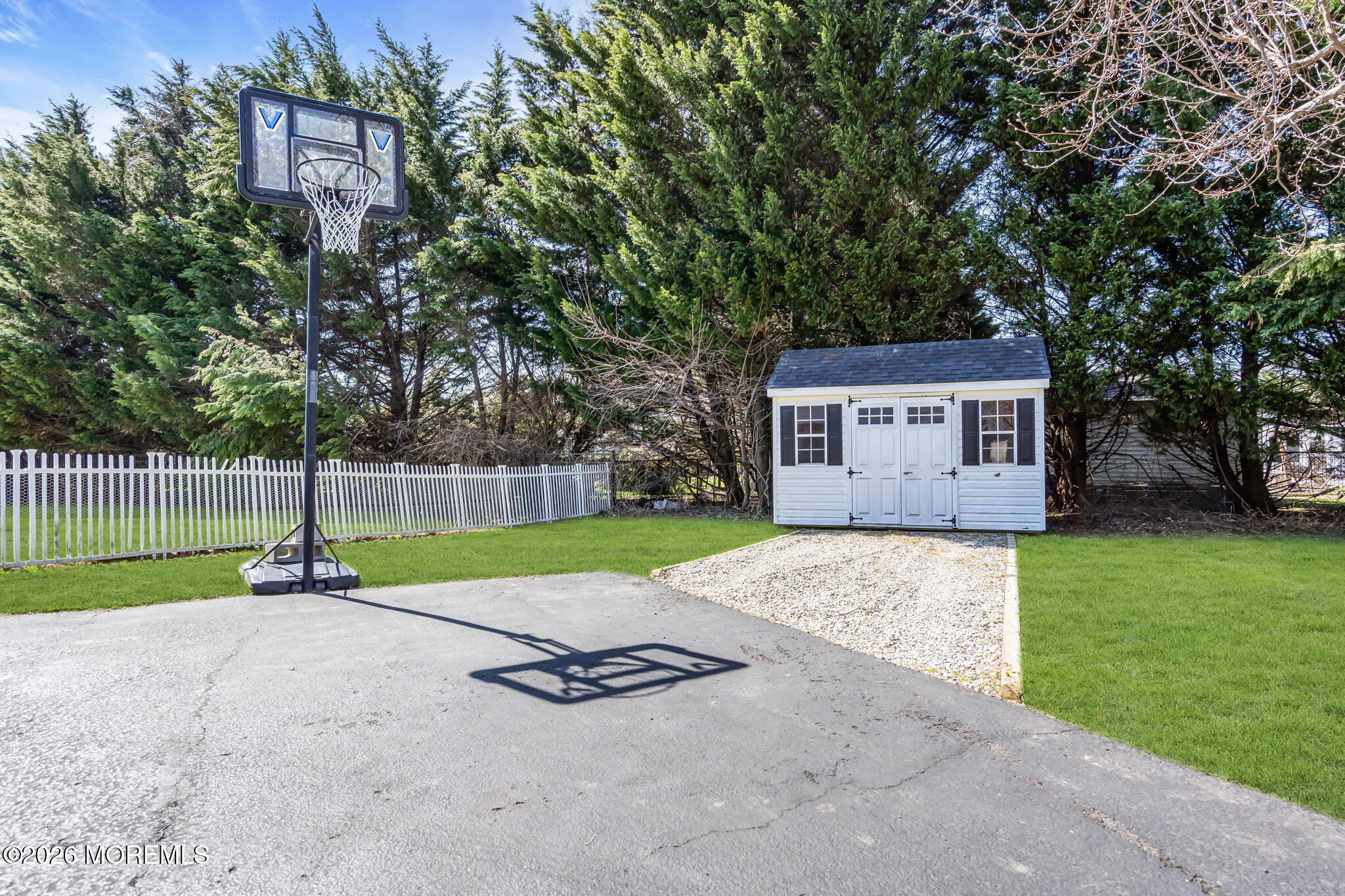 4 Susan Court Farmingdale NJ 07727