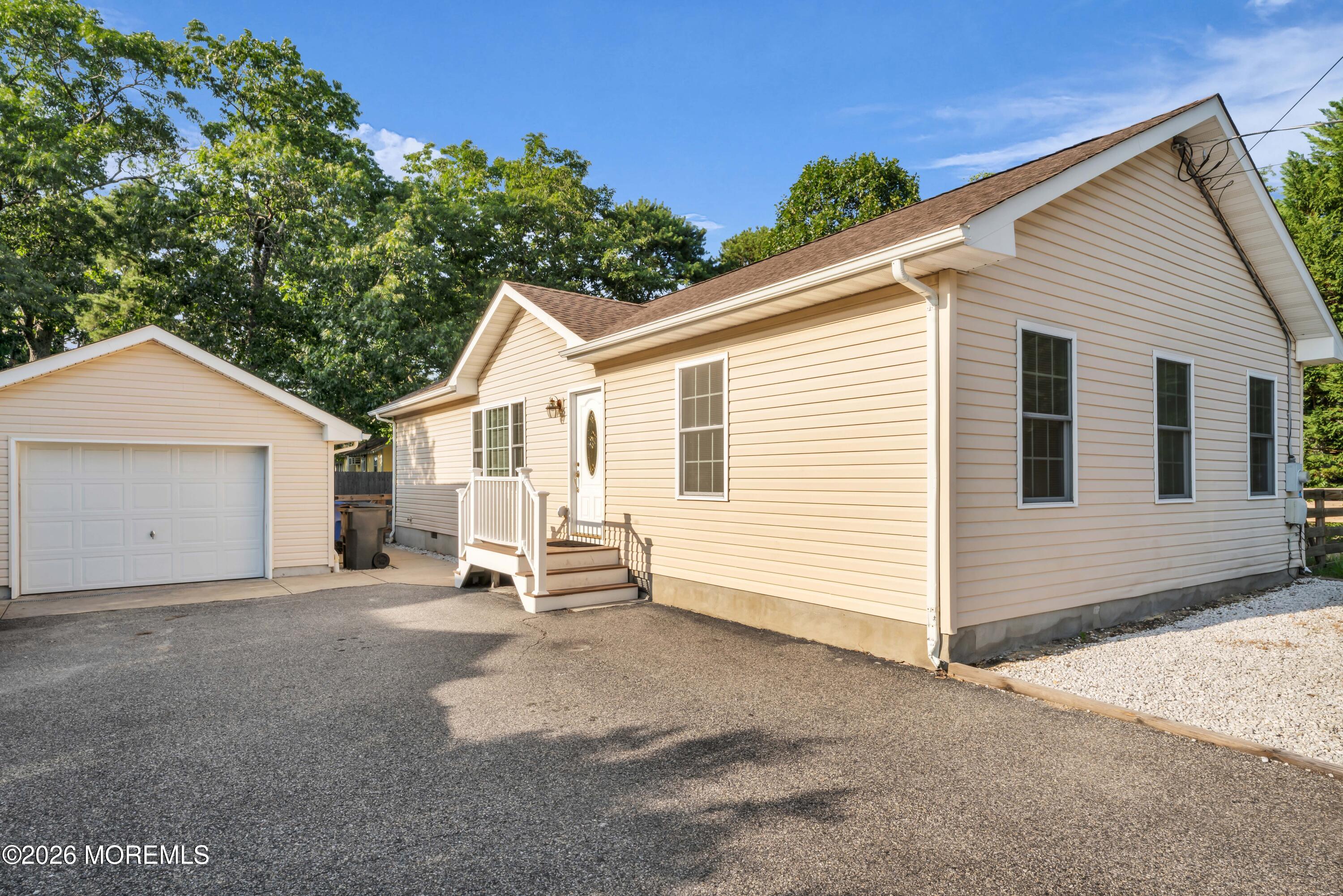 176 Tilton Street Toms River NJ 08753