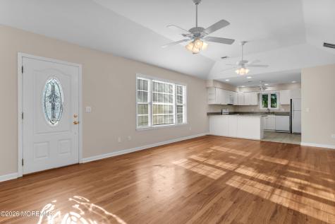 176 Tilton Street Toms River NJ 08753