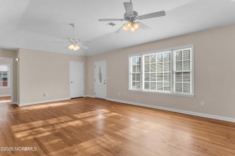 176 Tilton Street Toms River NJ 08753
