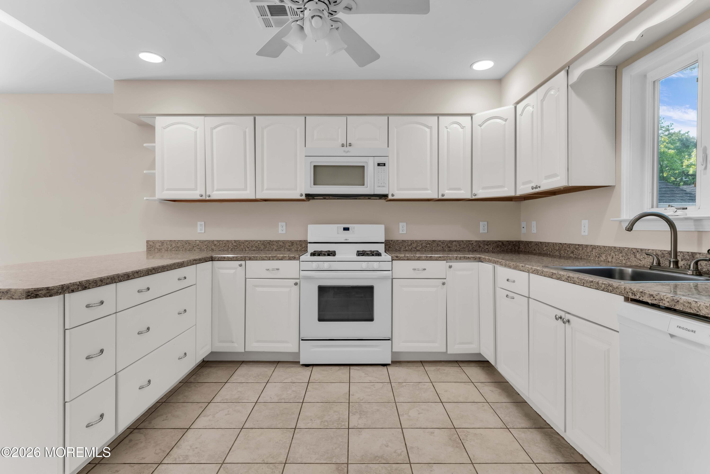 176 Tilton Street Toms River NJ 08753