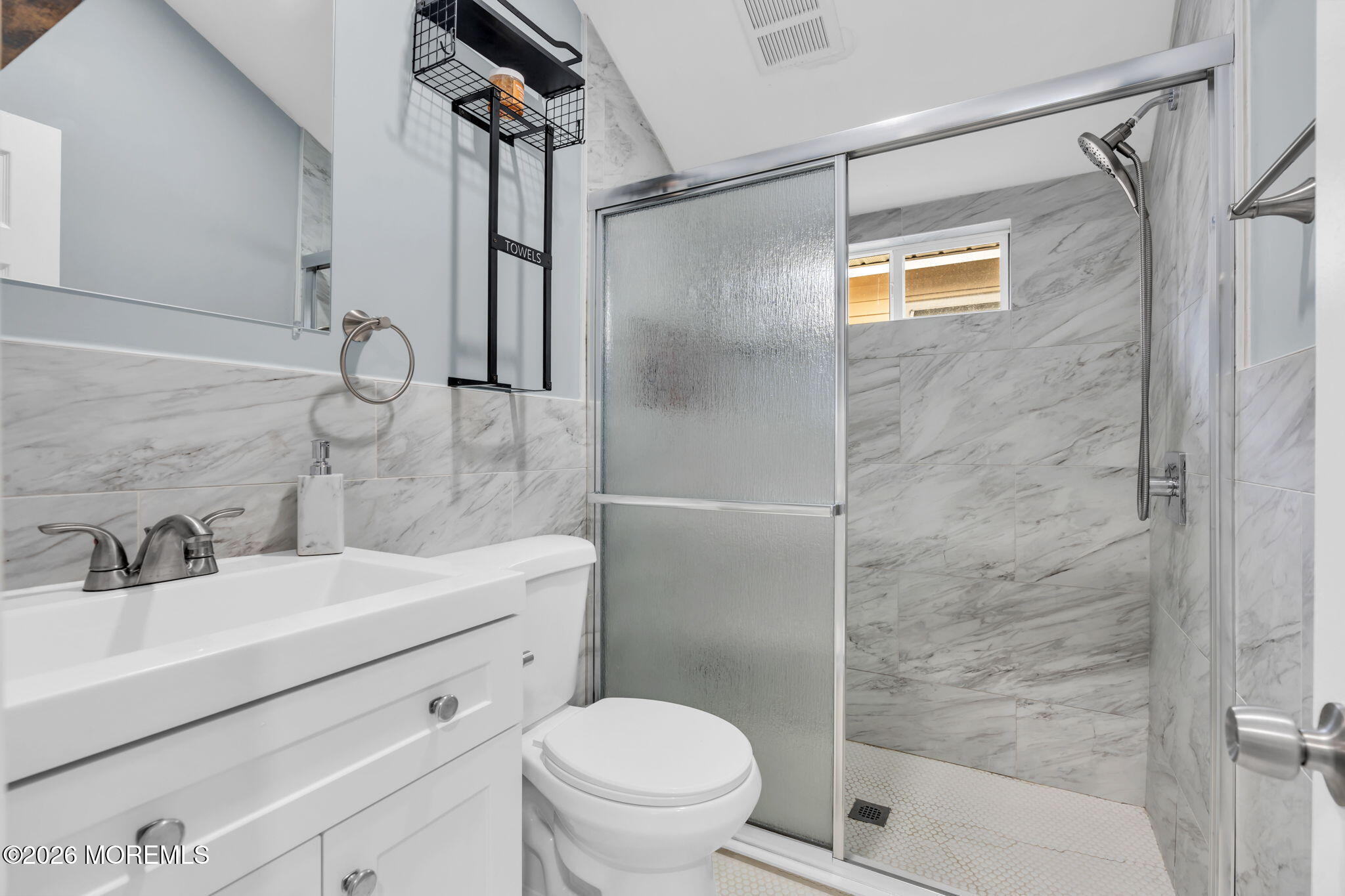 337 Shoreland Circle Laurence Harbor NJ 08879