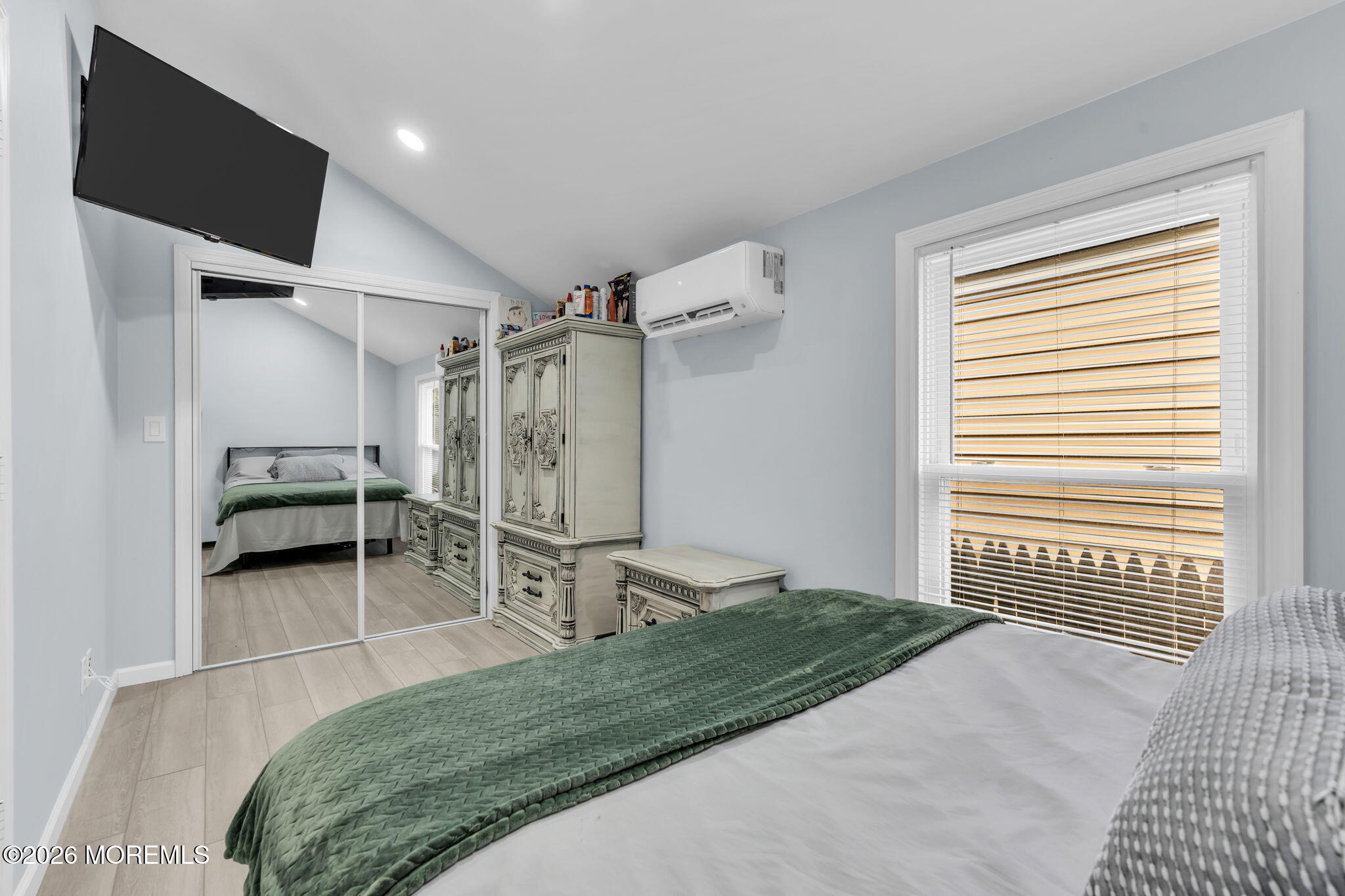 337 Shoreland Circle Laurence Harbor NJ 08879