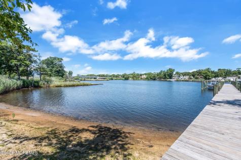 494 Princeton Avenue Brick NJ 08724