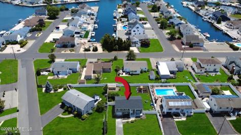 783 Simmons Drive Toms River NJ 08753