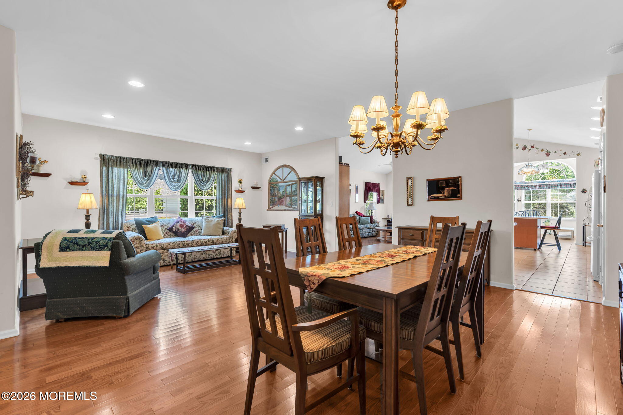 21 Chaucer Circle Manchester NJ 08759