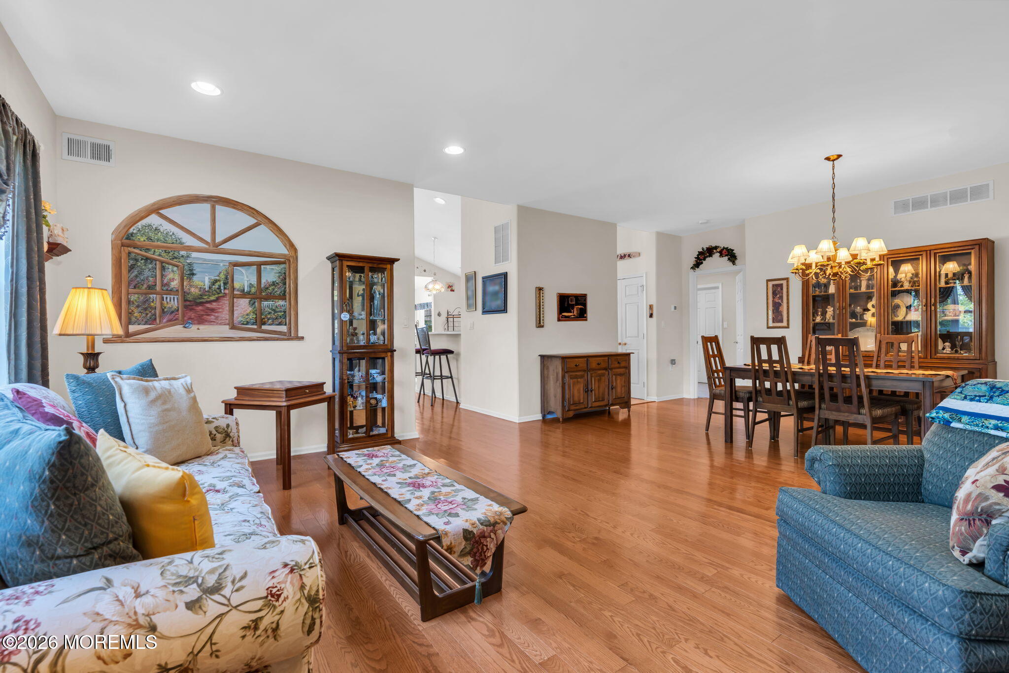21 Chaucer Circle Manchester NJ 08759