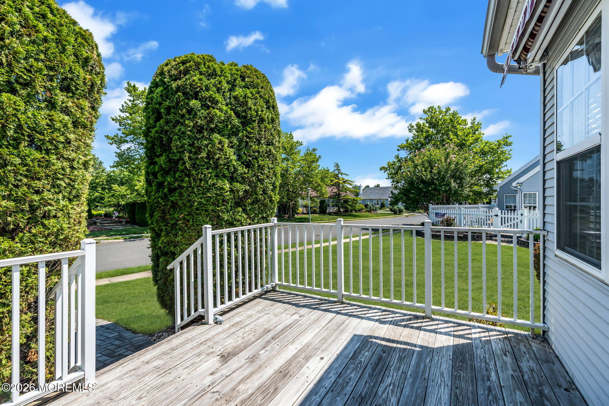 21 Chaucer Circle Manchester NJ 08759