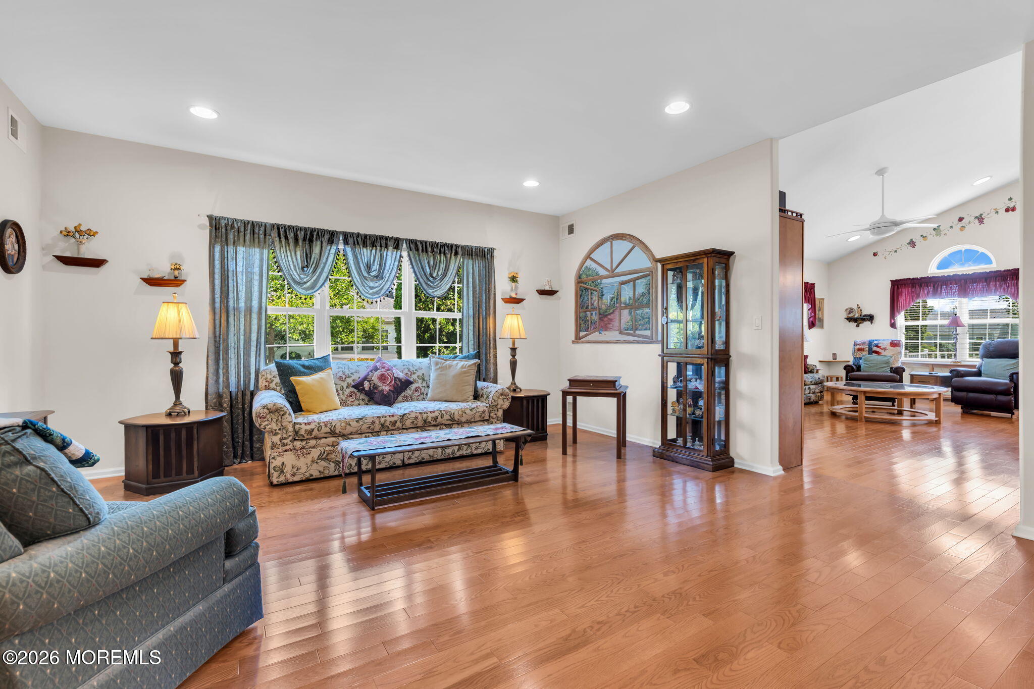 21 Chaucer Circle Manchester NJ 08759