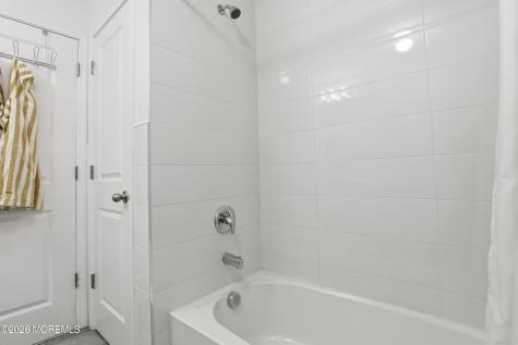 28 Golders Green Road Lakewood NJ 08701