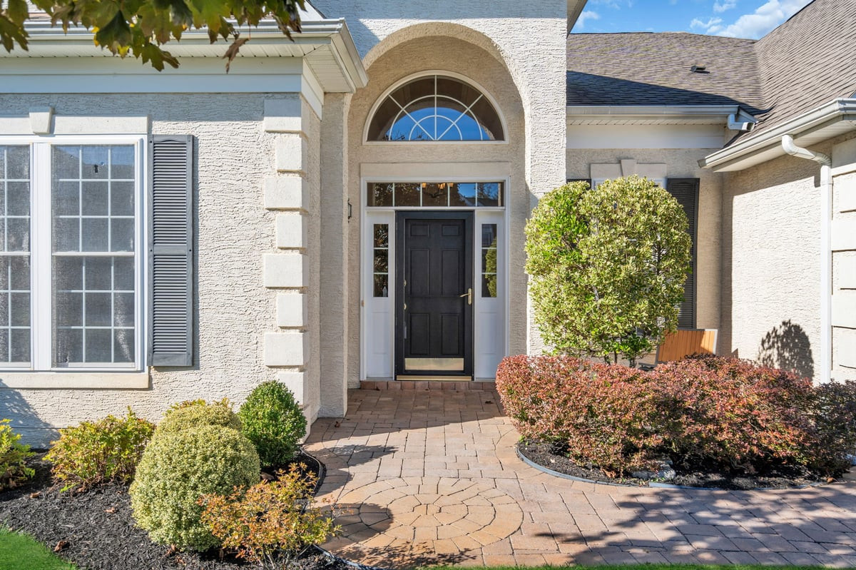 23 Kings Mill Road Monroe NJ 08831