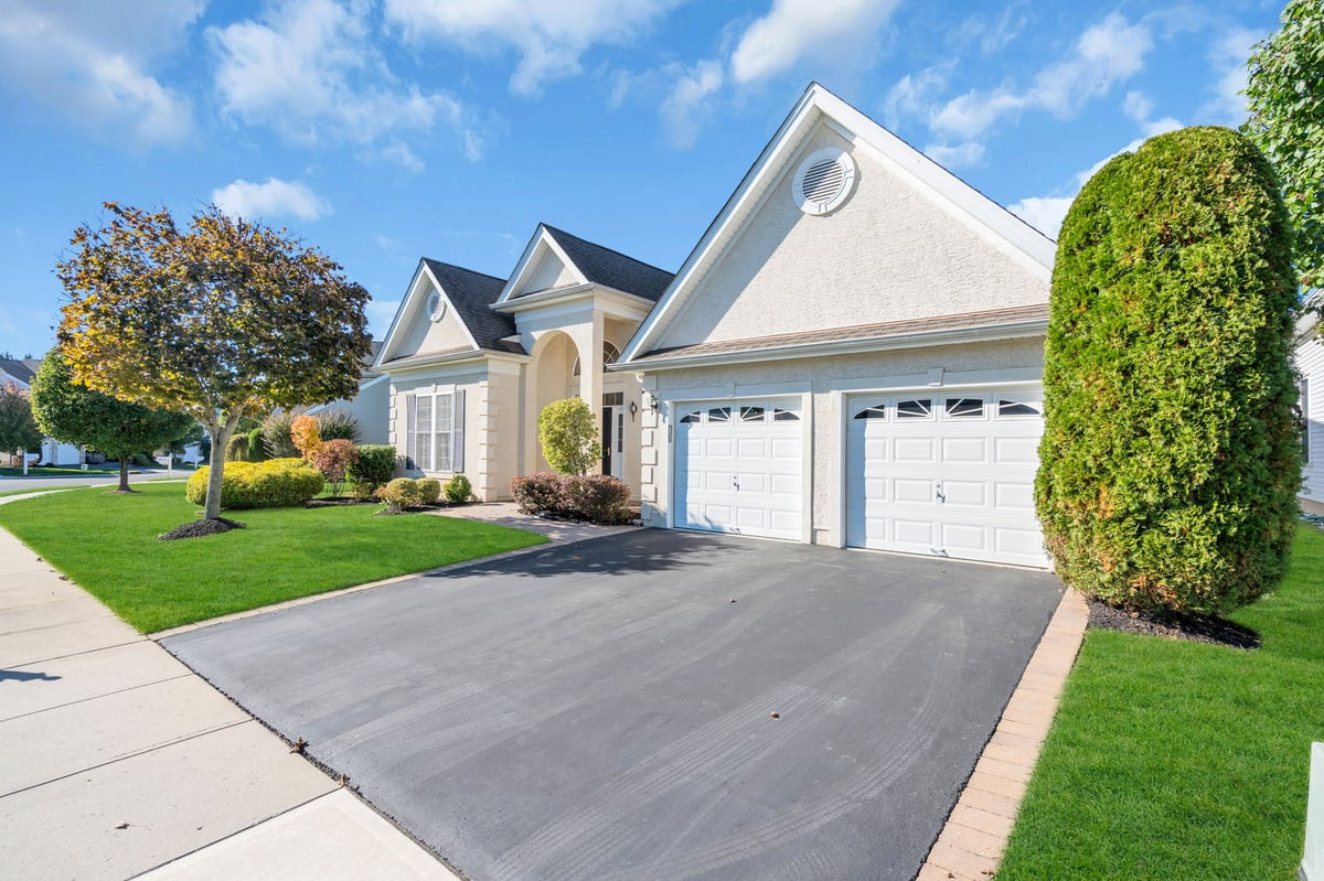 23 Kings Mill Road Monroe NJ 08831