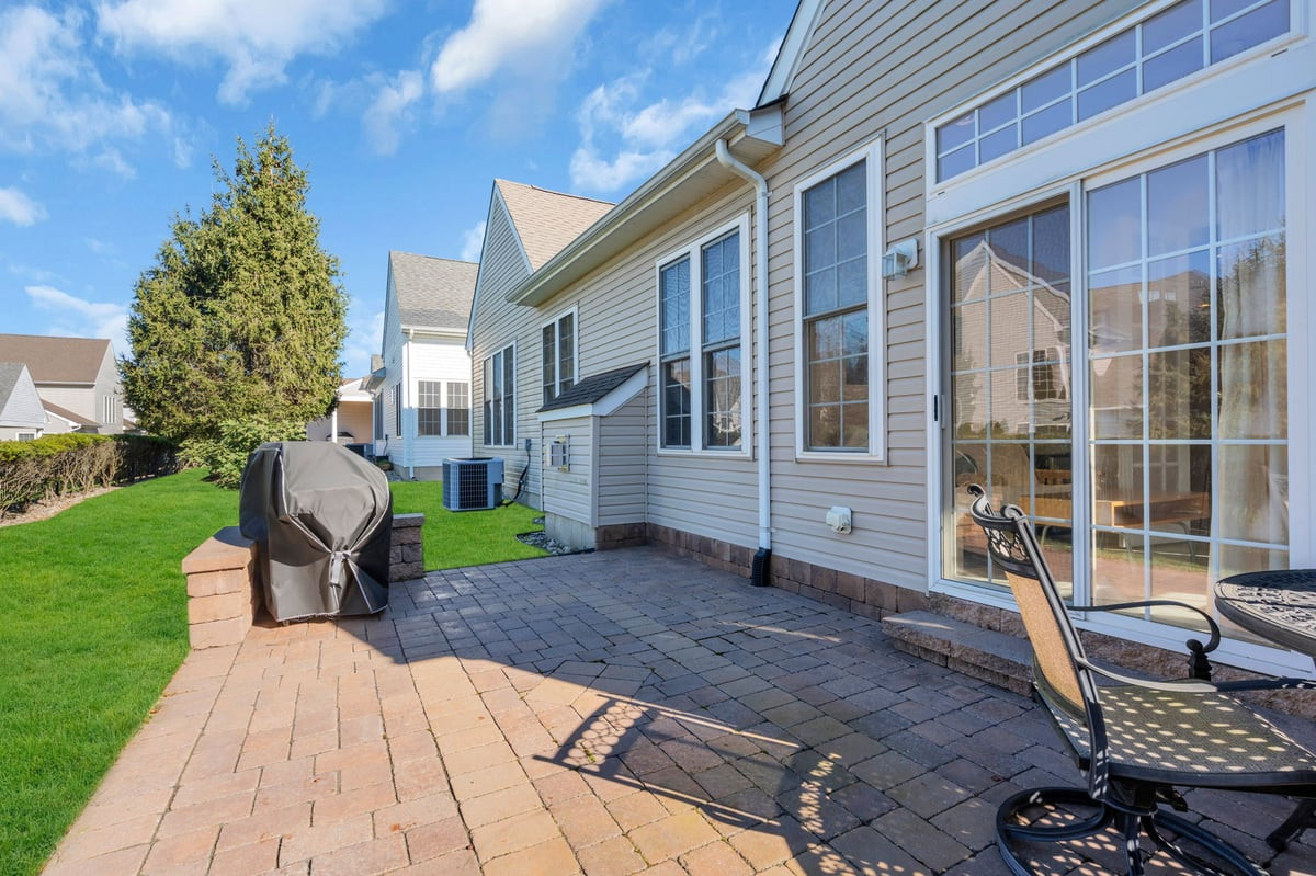 23 Kings Mill Road Monroe NJ 08831