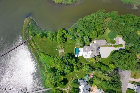 51 Blossom Cove Road Red Bank NJ 07701