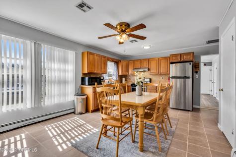 31 Boca Raton Street Toms River NJ 08757
